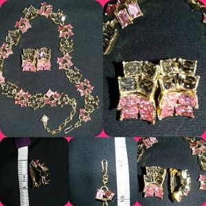 MY MOM'S JEWELRY NECKLACE AND EARRINGS SET